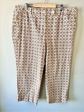 Talbots Size 18 Stretch Patterned Beige and Brown Capris - Coastal Summer
